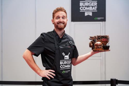 Mikel Galán, chef del Búho Rojo, ganador de la II edición del Burger Cobat by Lantmännen Unibake en Salón Gourmets