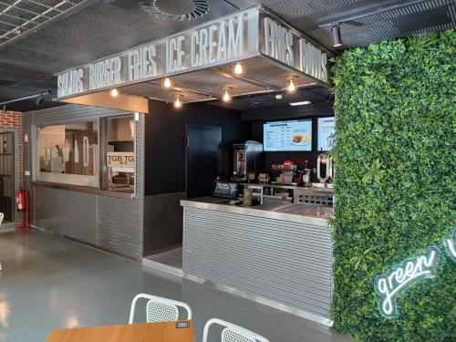Restalia lleva Panther Organic Coffee, su cuarta marca, a Portugal y abre su primer local biconcepto